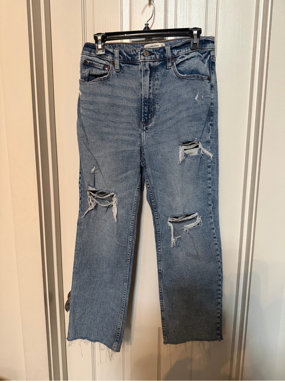 Abercrombie & Fitch Light Blue High-Rise Ankle Straight Jeans